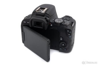 Canon eos 200D - 3