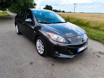 Mazda 3 , 1.6 77kw, r.v: 10/2012, 165000km, hezký stav. - 3