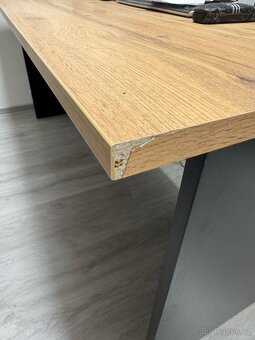 Psací stůl s rozměry 160x74 v barvě dub wotan/černá - 3