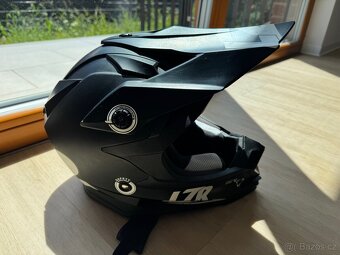 Helma na motorku Lazer - 3