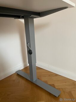 Pracovní stůl KINNARPS - 3