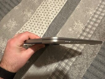 15“ Macbook Air M3 8GB 256 GB - 3