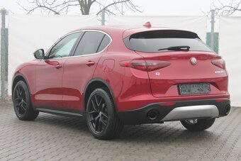 Alfa Romeo Stelvio 2.2JTD 154kW¨Q4¨ACC¨KEYLESS¨KAMERA - 3