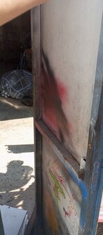 Plechová posuvná vrata s dveřmi - 3