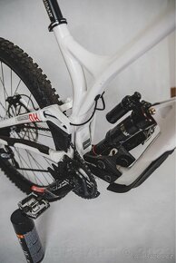 Commencal Supreme DH 29 TEAM 2021 - 3