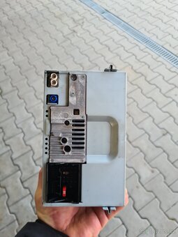Prodam radio s navi ze Superba 2. - 3
