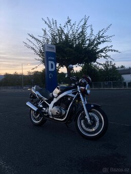 Suzuki GS500E - 3