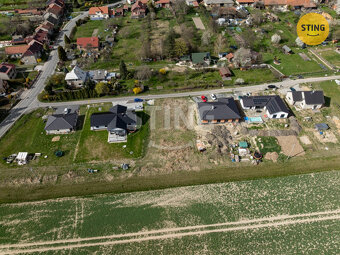 Prodej stavebního pozemku 951 m2, 132175 - 3