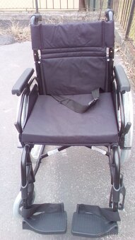 INVALIDNÍ VOZÍK 47cmZADNÍ BRZDY-lze zaslat PO ČR - - 3