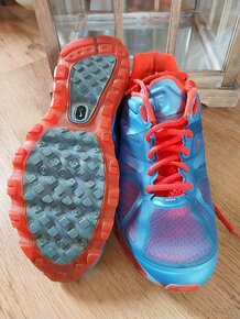 Nike - 3
