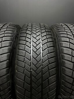 Sada pneu Vredestein 235/65/17 108V - 3