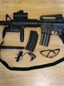 Airsoft puška AR15/M4A1 - 3