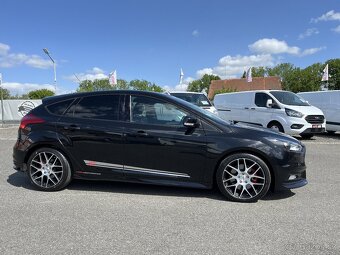Ford Focus ST 2,0 184KW,Kůže,KeyFree,Recaro,Xenon,Winterpake - 3