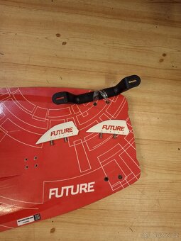 Kiteboard FUTURE lady Boss 133 x 40cm. - 3