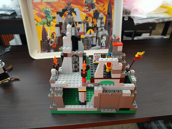 LEGO Castle 6087 Witch's Magic Manor +návod - 3