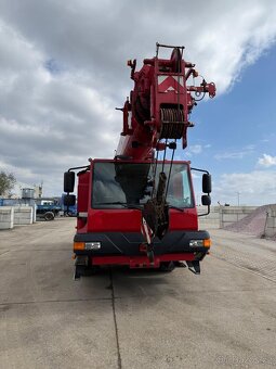 Autojeřab liebherr 1035 - 3