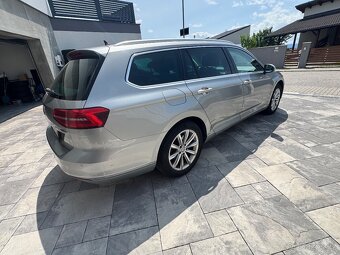 Vw Passat 2.0Tdi 140kw Highline 4x4 Koupeno ČR 1 majitel DSG - 3