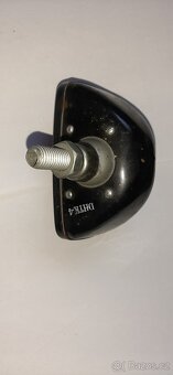ŠKODA, TATRA, PRAGA a další vozidla nepoužitá mlhovka - 3