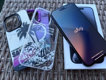 Apple iPhone 15 Pro - 3