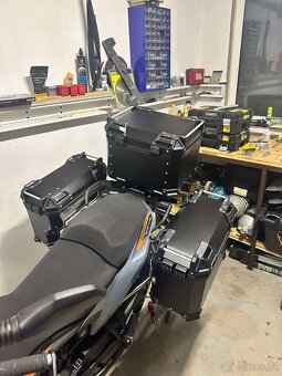 Kufry na moto - 3