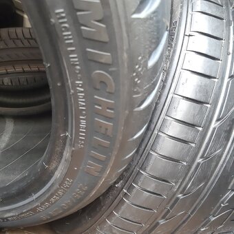 235/40/19 Michelin 2ks 7mm - 3