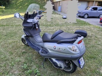 Piaggio X9 500 EVOLUTION - 3