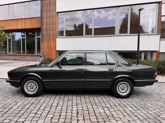 BMW E28 525e - 3