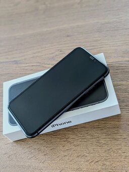 iPhone 11 128 GB – Top stav - 3