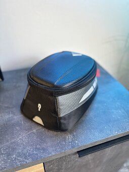 Magnetická brašna/taška na nádrž univerzální 4,5L - 3