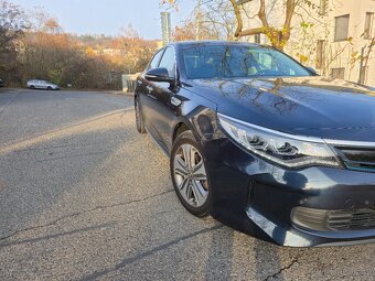 Kia Optima Hybrid - 3