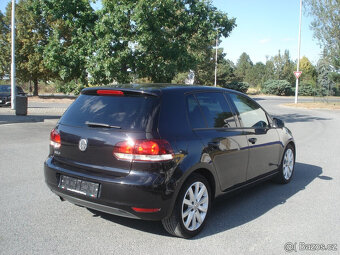 Volkswagen Golf 1.6 TDi HIGHLINE - 3