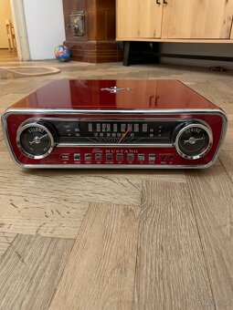 Gramofon ION Mustang - 3