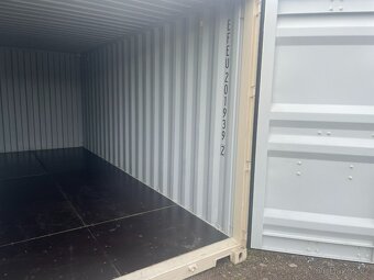 Lodni kontejner 20' DC Skladem letiště ČB - 3