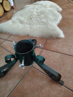 Stojan na vánoční stromek - 3