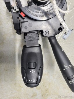 Páčky pod volant Citroën a Peugeot - 3