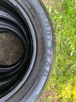 Letní Good&Year 195/55/16 DOT08/22 vzorek 6,4mm - 3