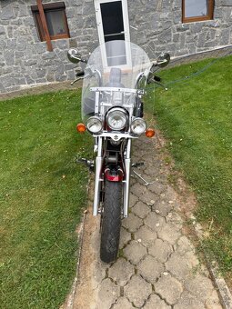 Suzuki VS 1400 Intruder - 3