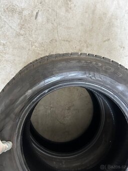 Zimní pneu Pirelli 215/60 r16 - 3