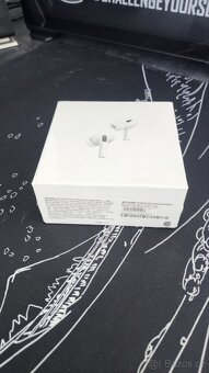 Apple AirPods Pro 2 - 3
