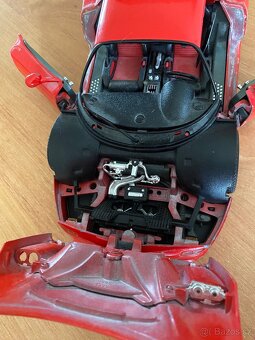 Ferrari F50 1:18 1995 - 3