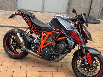 KTM Superduke 1290R - 3