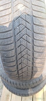 225/50/17 Pirelli M+S sada 2000kc - 3