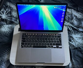 MacBook Pro 13,3” M1 2020 CZ, TOP STAV, SLEVA, SPĚCHÁ - 3