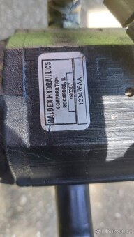 Prodám motor s hydraul.čerpadlem - 3