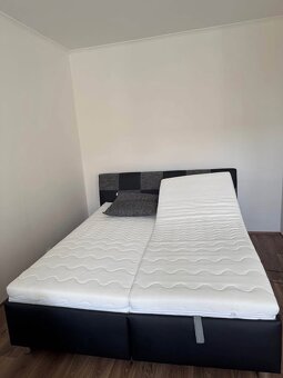 Postel Nice 180x200 cm, černá ekokůže/antracitová tkanina - 3