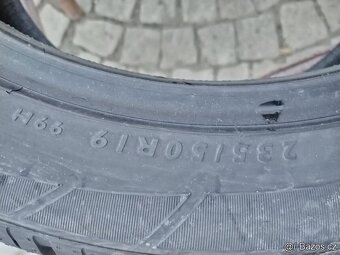 235/50/19 zimni pneu DUNLOP 235/50 R19 - 3