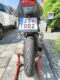 Yamaha YZF-R125 - 3