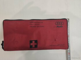 Autolékarnička AUDI - 3