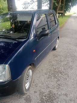 Opel agila 1.0 - 3