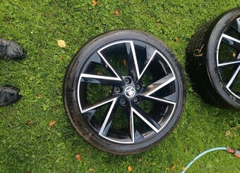 Prodám originální alu kola Škoda Vega R18 - 3